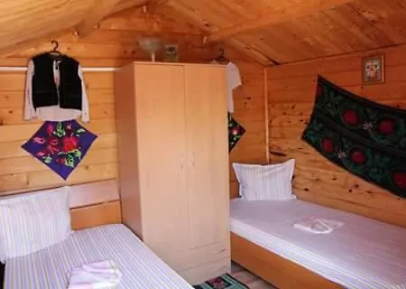 Konukevi Popas Turistic Luoana *
